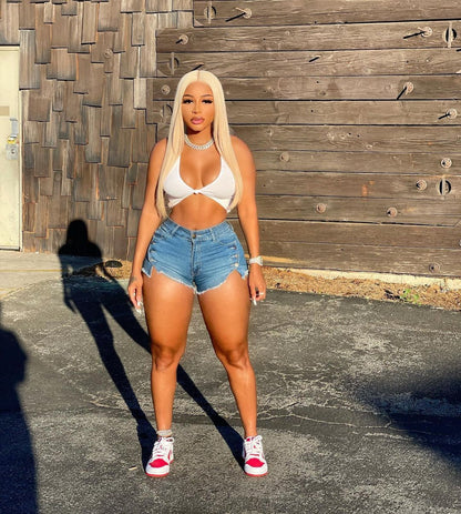 Curve Appeal High-Waist Denim Shorts – Button Detail & Street Fit