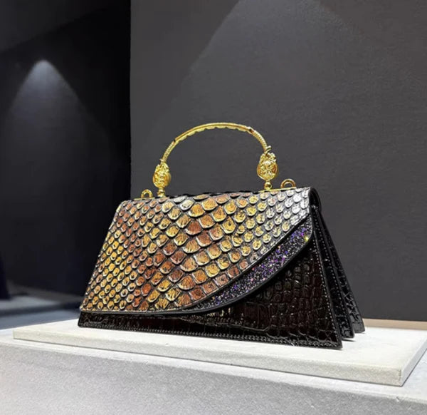 👜 Retro Leather Crocodile Embossed Messenger Bag – Contrast Color Shoulder Bag with Phone Pocket