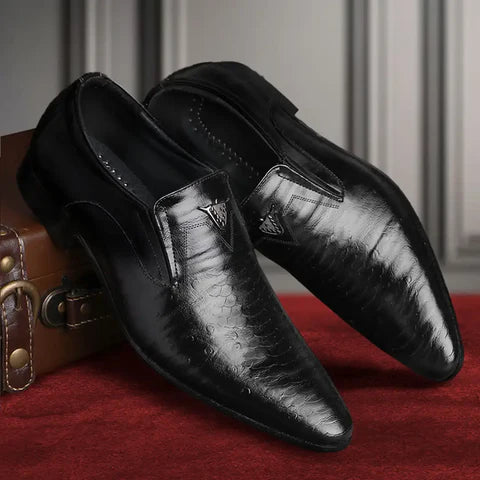 👞 Men’s Crocodile-Print Slip-On Shoes – Square Toe Retro Casual Loafers