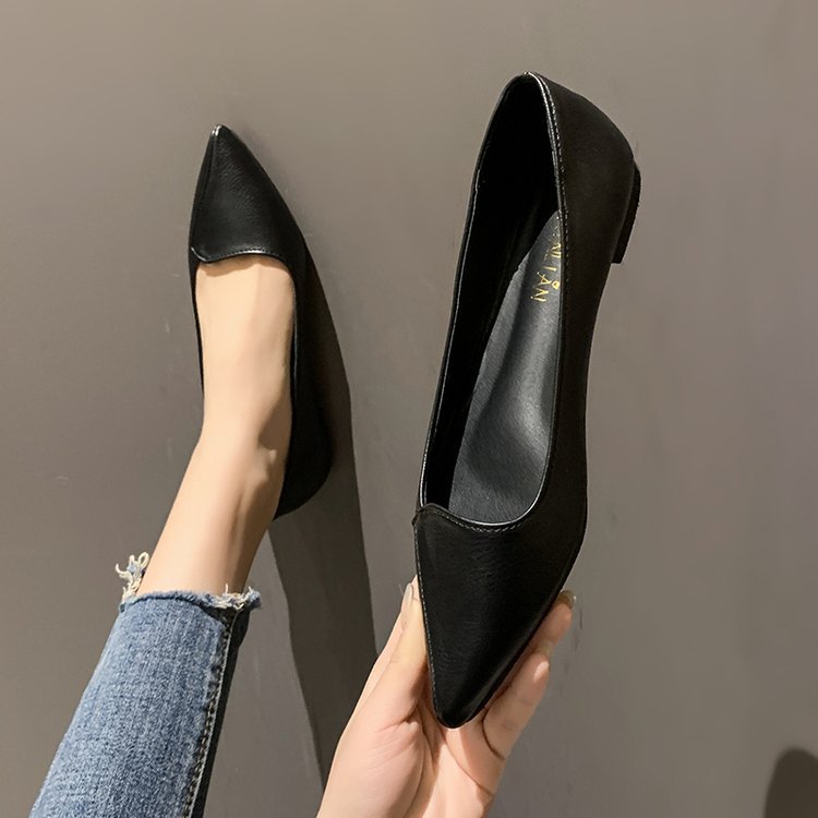 Women’s Pointed Toe Flats – Shallow Mouth PU Slip-On Dress Shoes