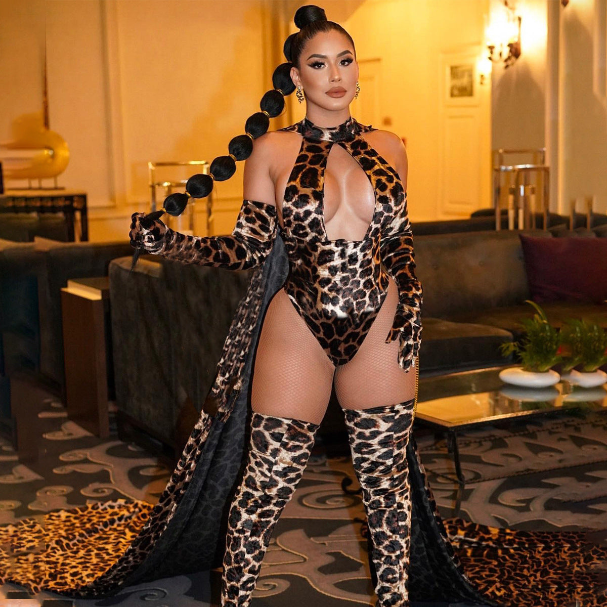 Wild Seduction Leopard Bodysuit Set – Fierce Fashion with Gloves & Leggings
