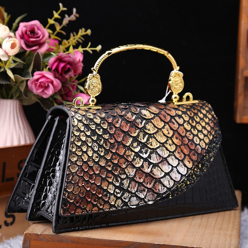 👜 Retro Leather Crocodile Embossed Messenger Bag – Contrast Color Shoulder Bag with Phone Pocket