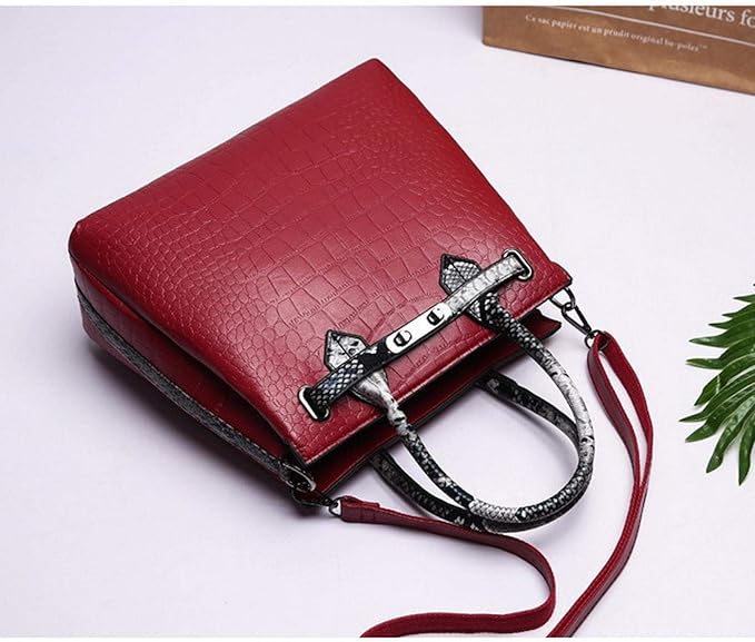 Vintage Croc-Embossed One-Shoulder Handbag – Lock Closure Crossbody