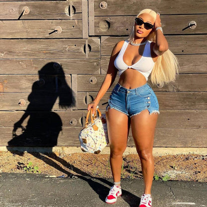 Curve Appeal High-Waist Denim Shorts – Button Detail & Street Fit